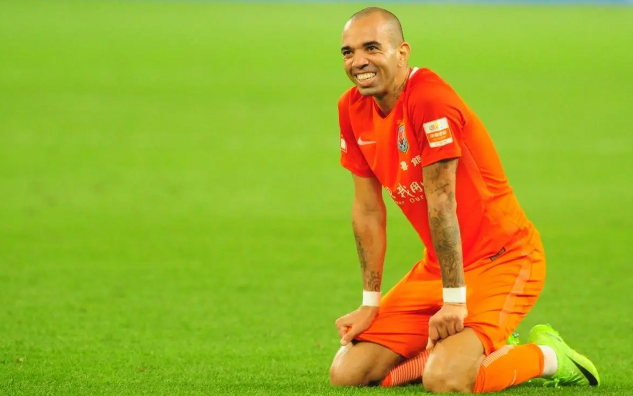 巴西国脚转会申请被拒解约漩涡