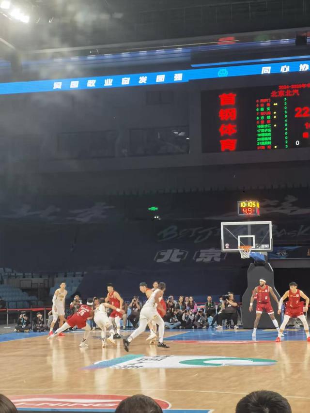 关于对战强敌，球队遭遇失利领头羊地位受挑战的信息