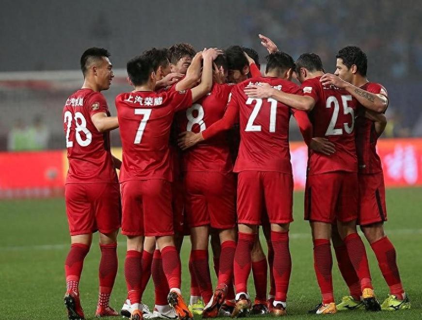 包含上港打破纪录，攻入超高进球数的词条