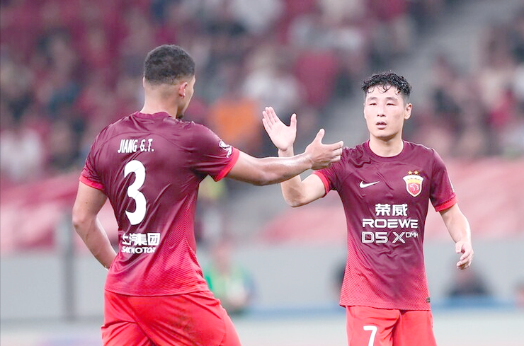 包含上港打破纪录，攻入超高进球数的词条