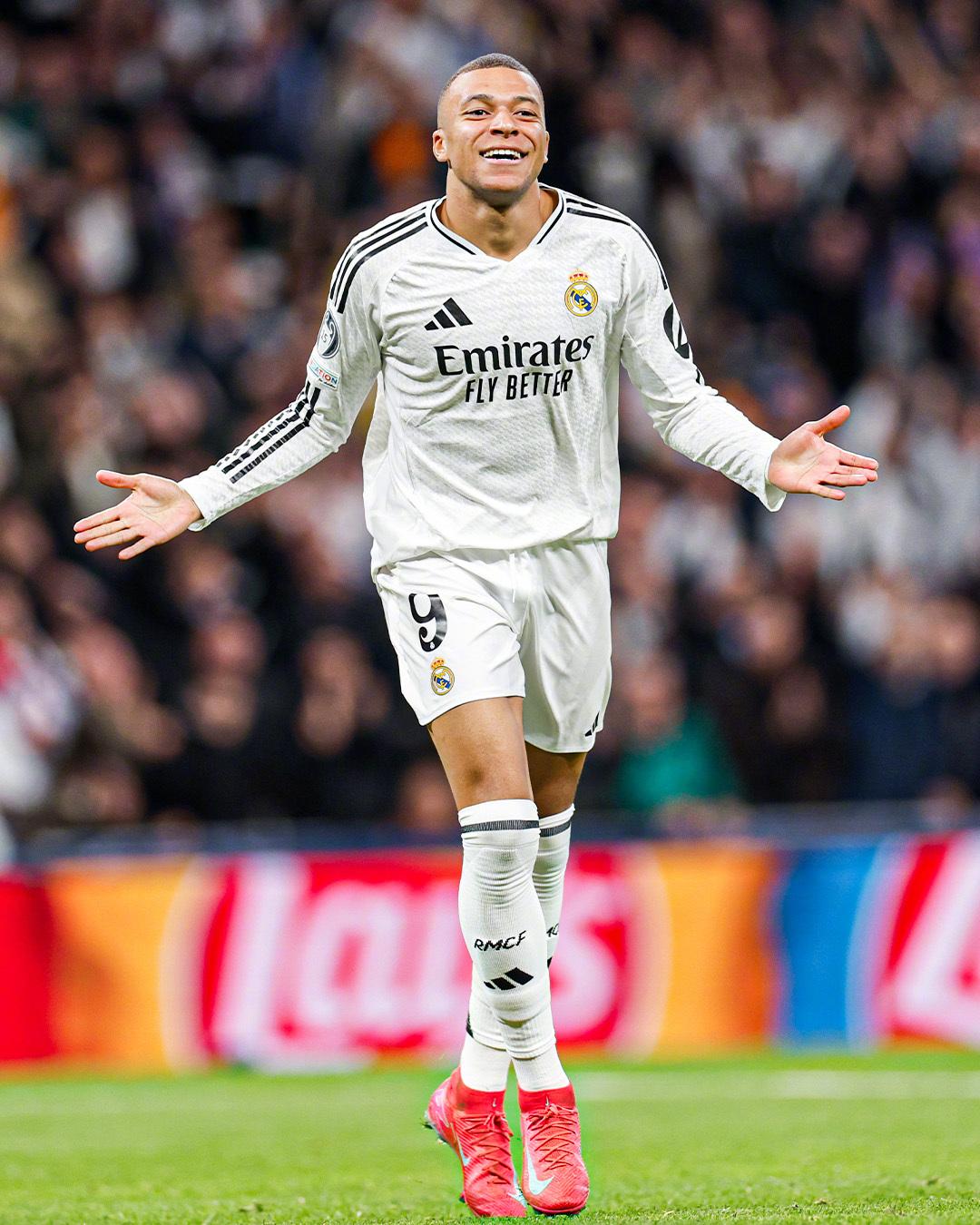 皇马客场大胜埃瓦尔，继续追赶榜首