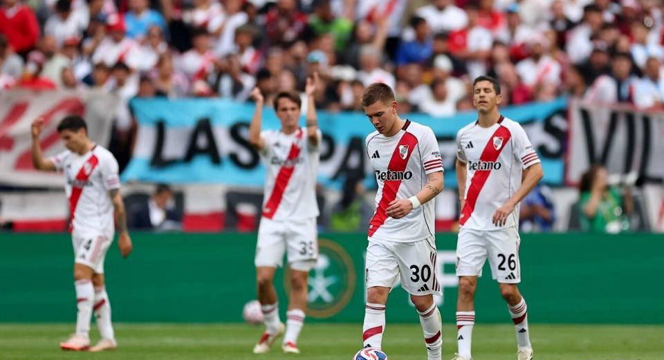 球队新阵容出炉，每场比赛崭露头角的简单介绍