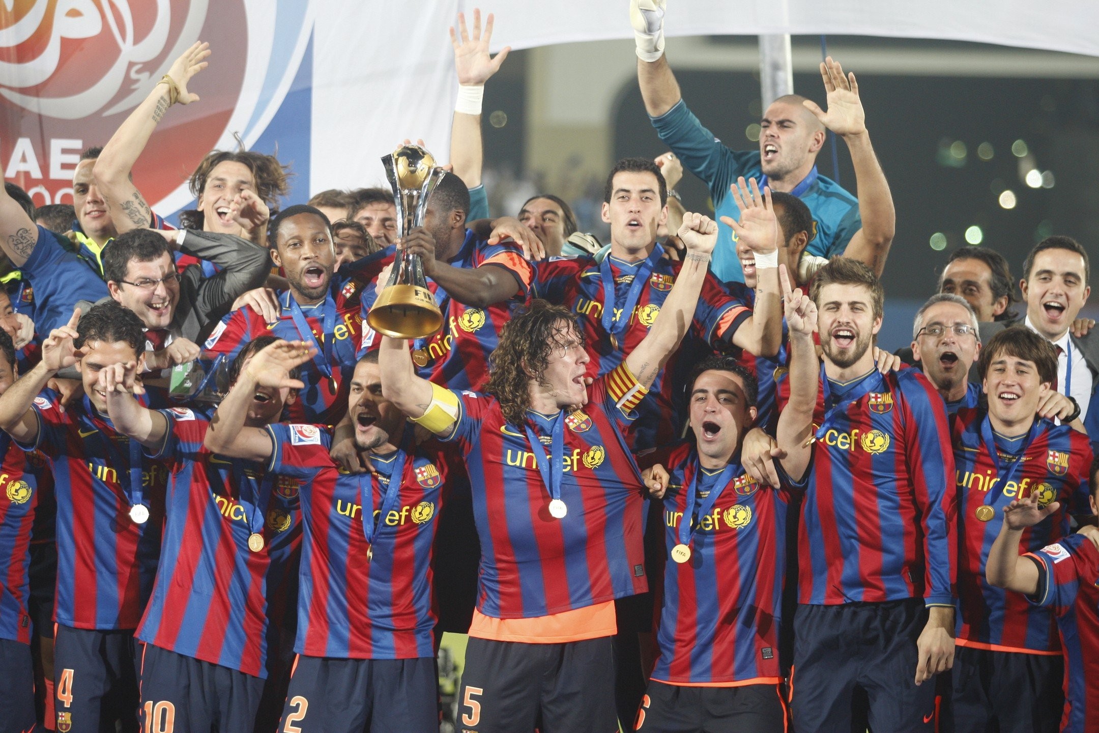 包含巴萨球员透露训练成果，球队期待赛场巅峰表现的词条