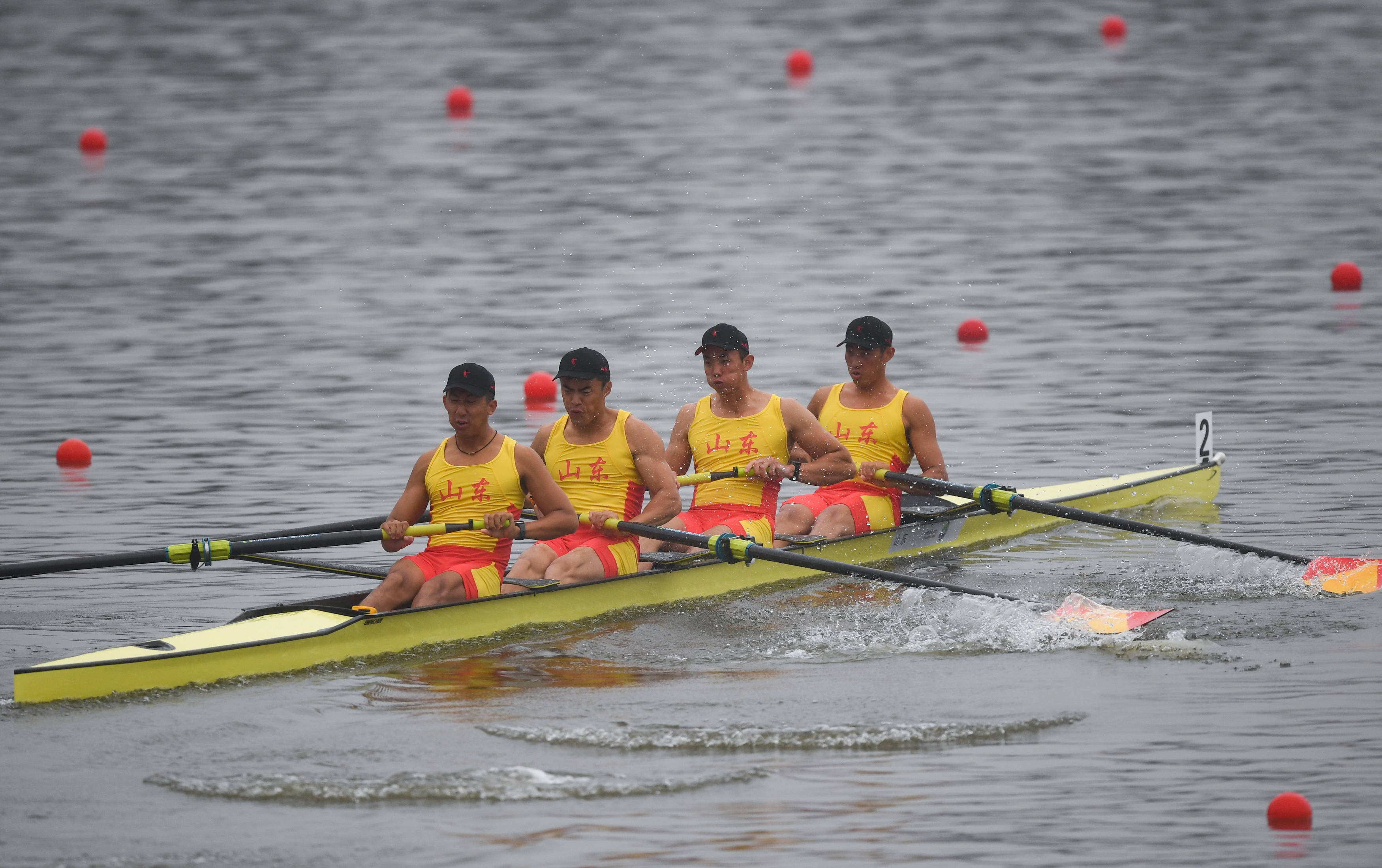 关于赛艇比赛波涛汹涌,选手拼尽全力的信息 关于赛艇比赛波涛汹涌,选手拼尽全力的信息