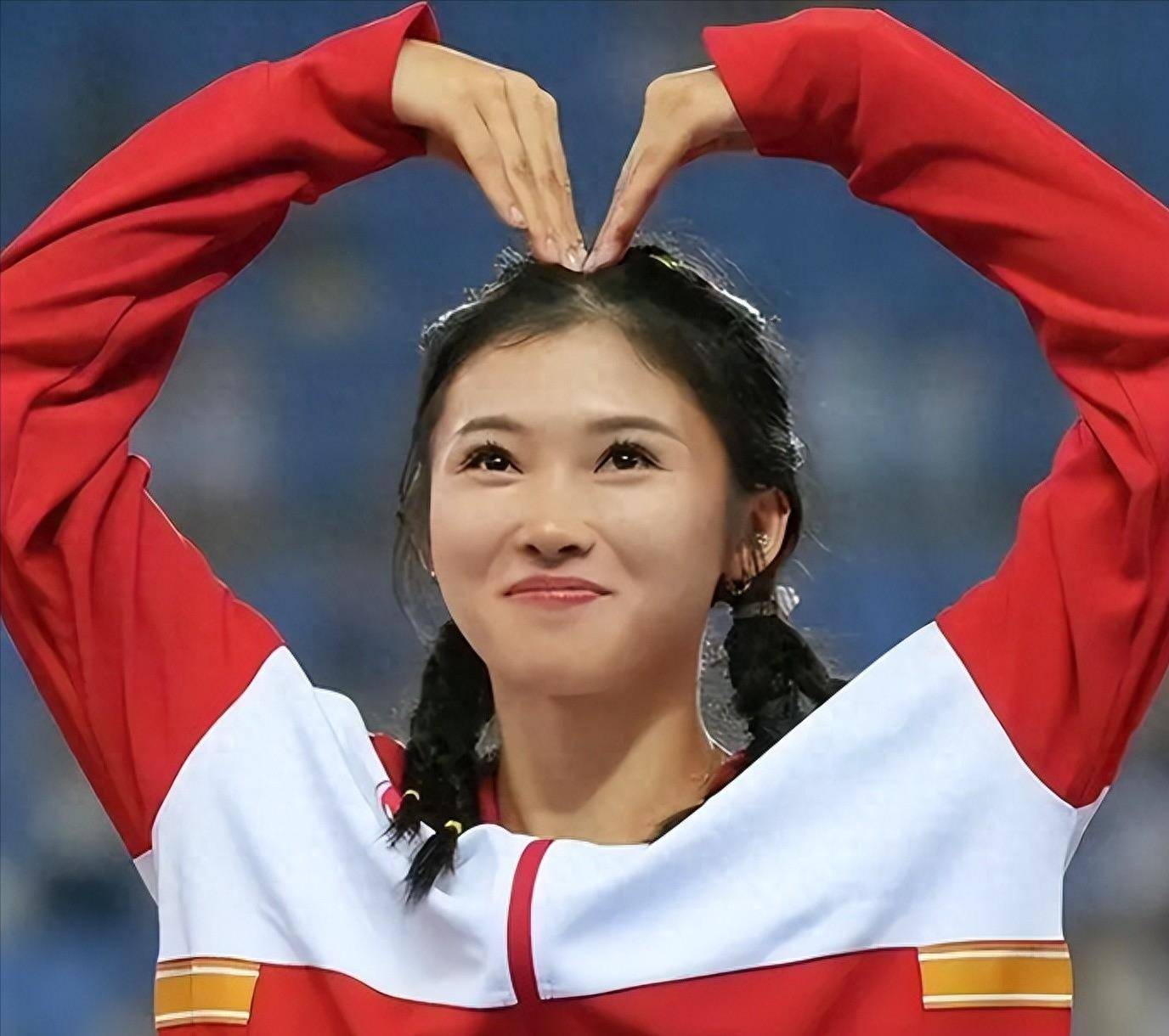 包含参赛选手实力出众，比赛过程多姿多彩的词条