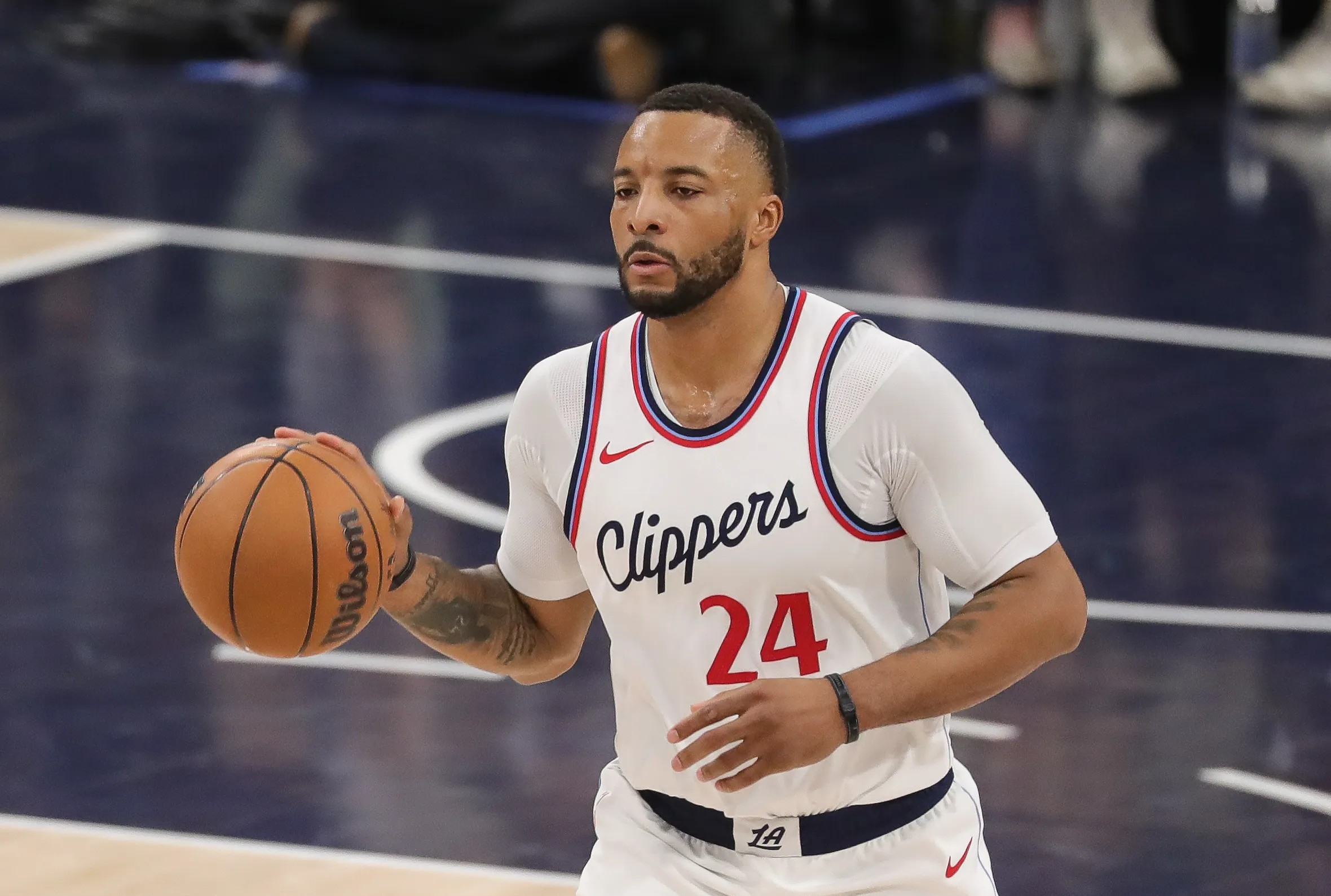 快船队遭遇败绩，客场不敌对手