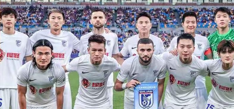 球队突然调整阵容，引发热议