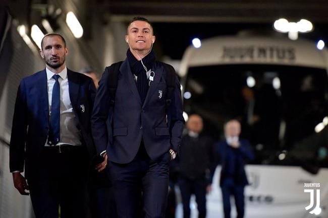 关于亚洲明星球员签约欧洲俱乐部,打造新纪录的信息 关于亚洲明星球员签约欧洲俱乐部,打造新纪录的信息