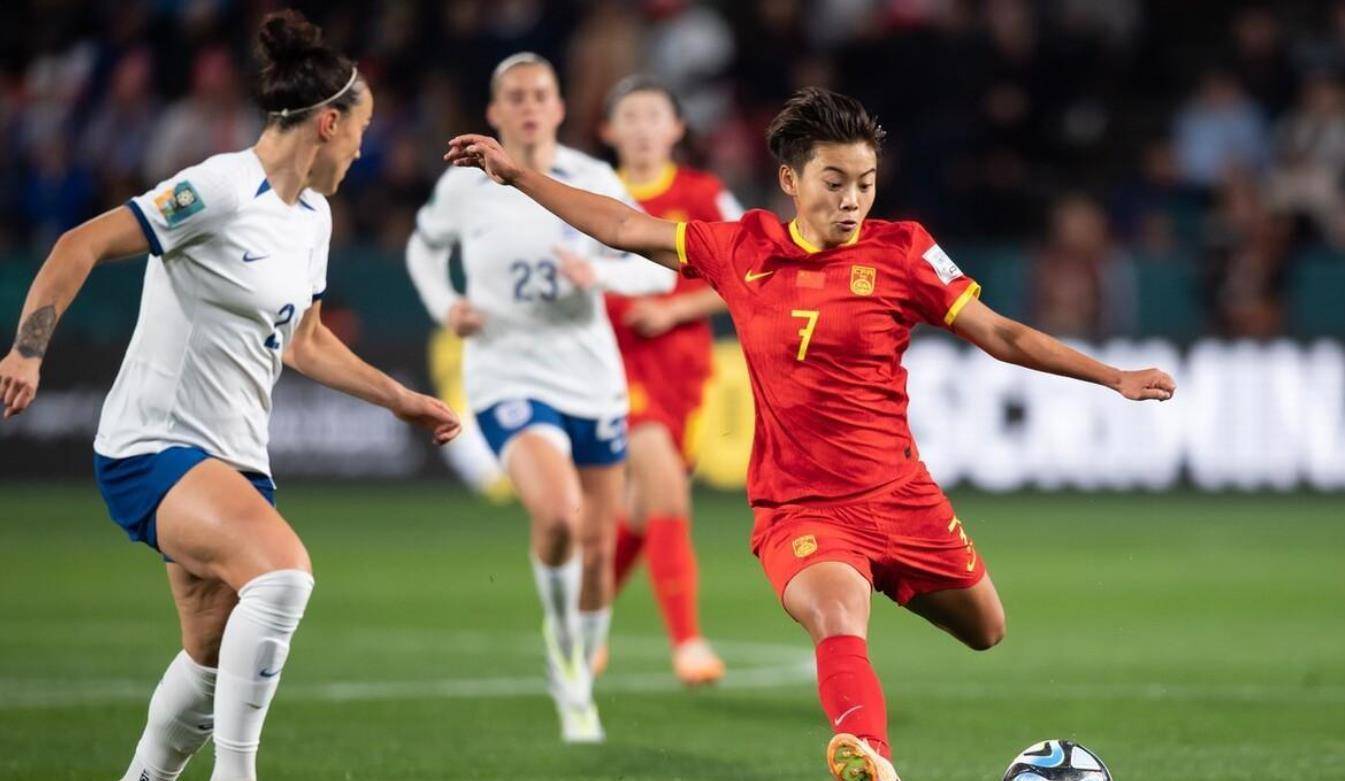 墨西哥女足意外惊艳小组赛轻松出线