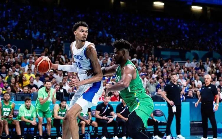 西班牙男篮力克日本男篮，保罗送出助攻的简单介绍