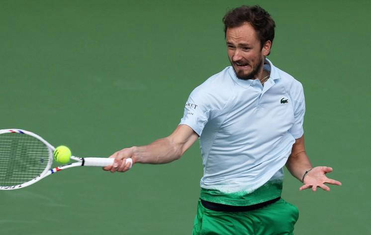 英国网球队碾压日本网球队，梅德韦杰夫统治全场的简单介绍