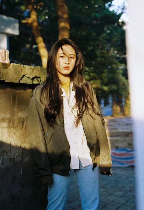 速度与智慧的协奏，当足球的铁蹄粉碎巴黎，F1的引擎在绿茵场上咆哮